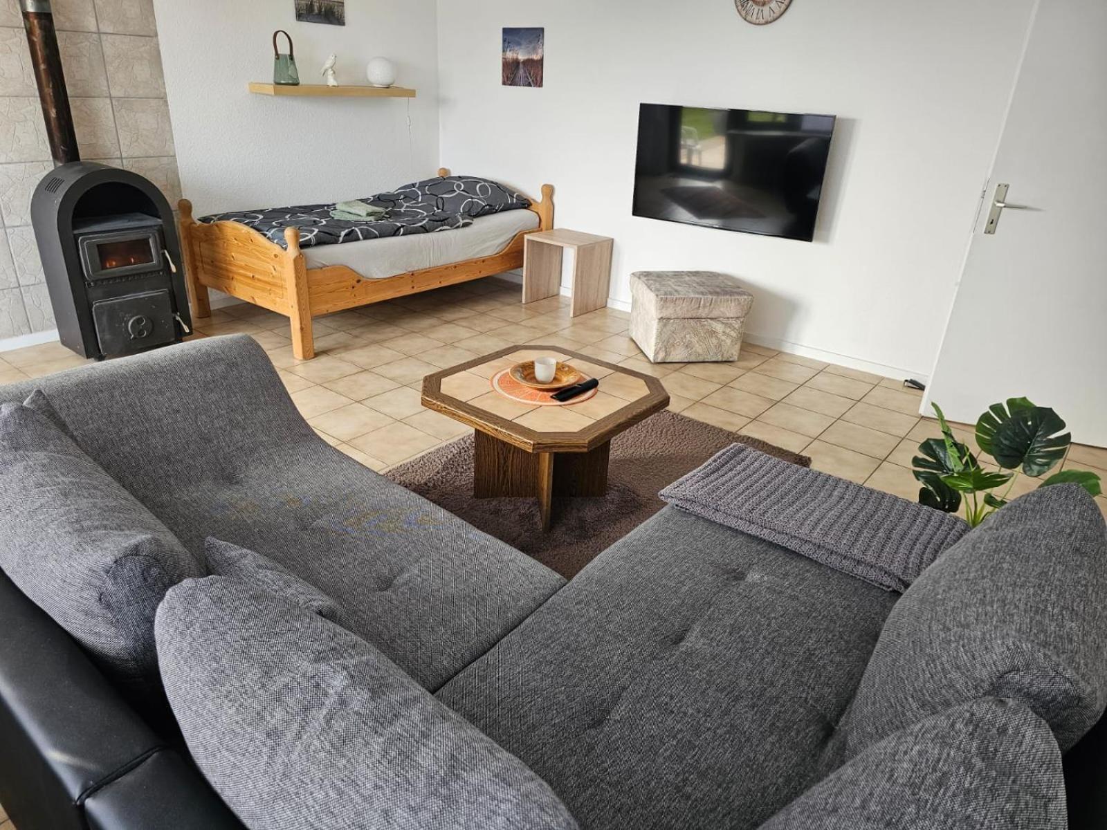 Ferienwohnung Talblick Ahnatal Екстер'єр фото